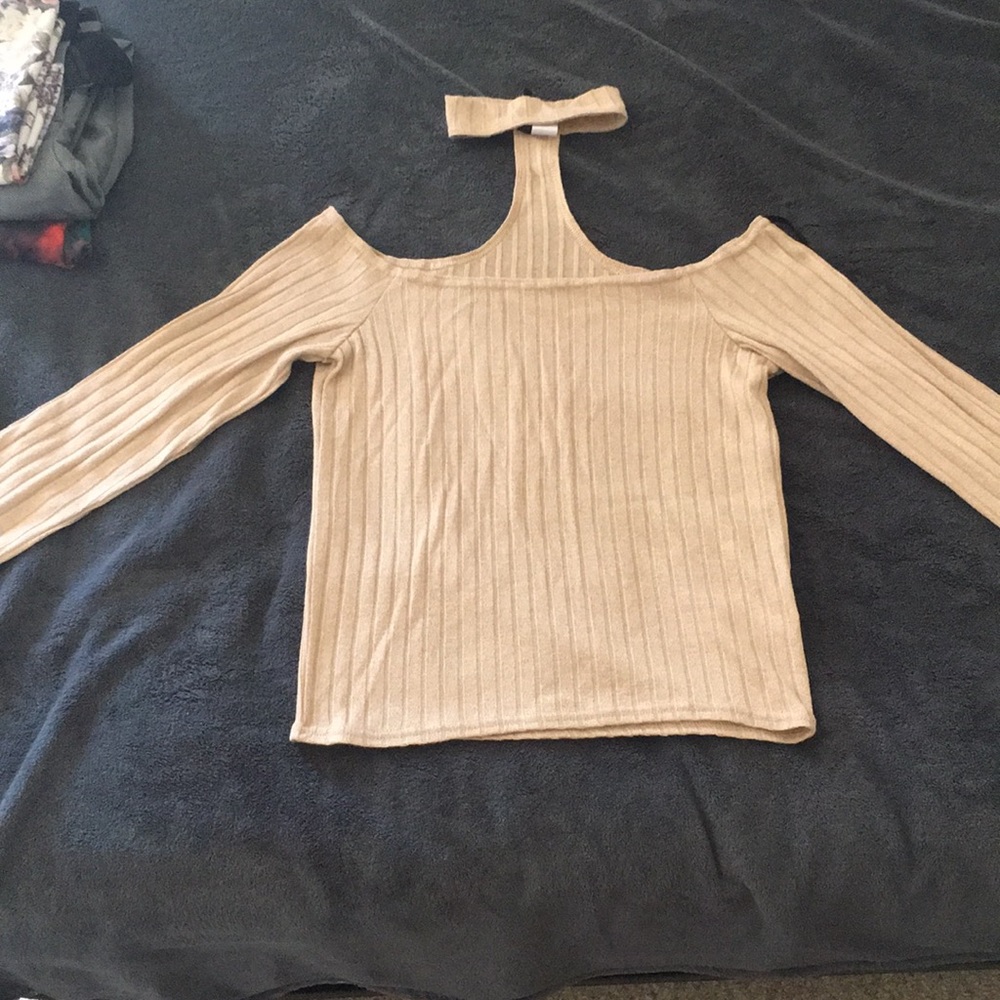 Sparkly pink collared top